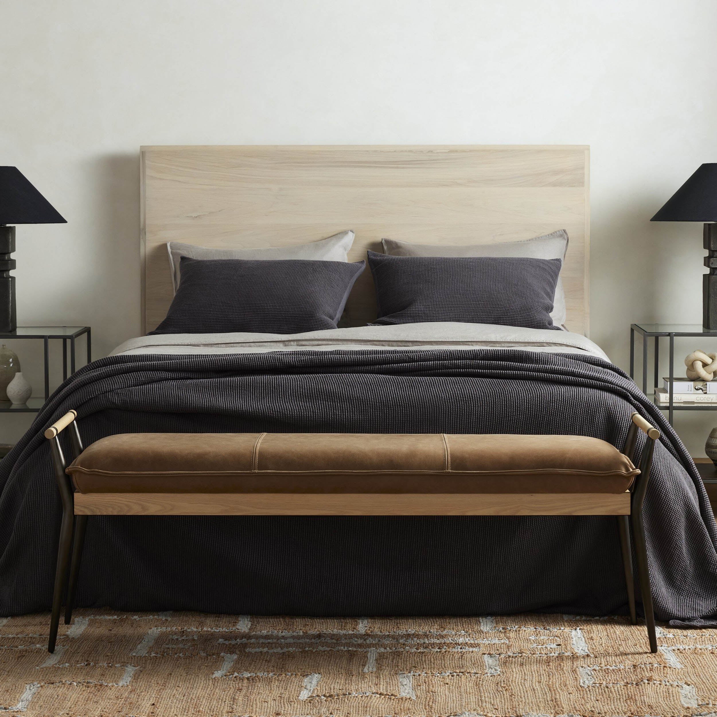 Charlotte Bench, Palermo Drift