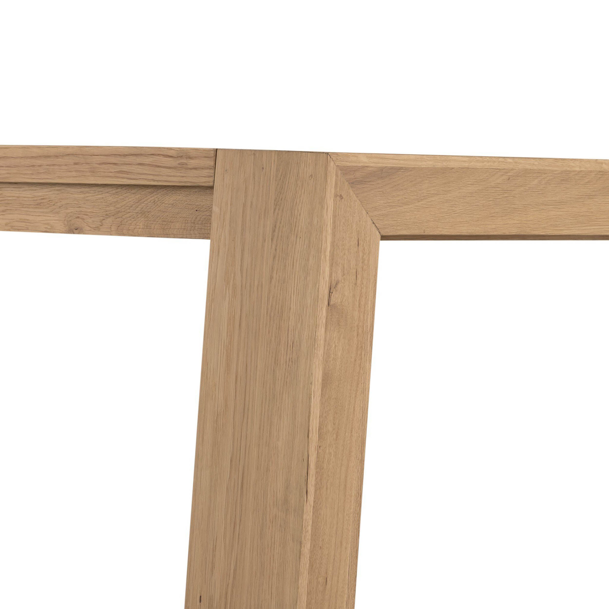 Capra Dining Table, Light Oak Resin