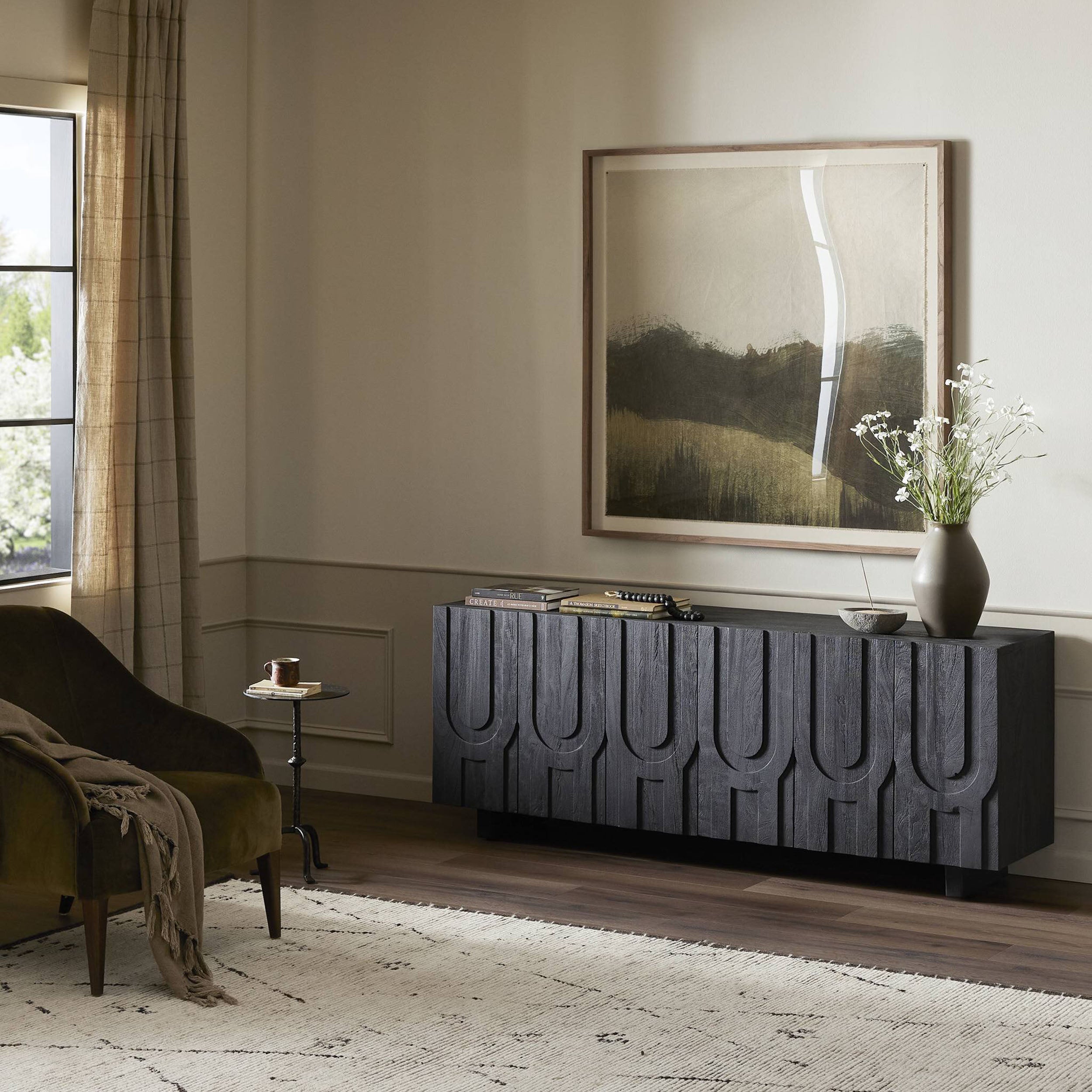 Rivka Media Console, Dark Totem
