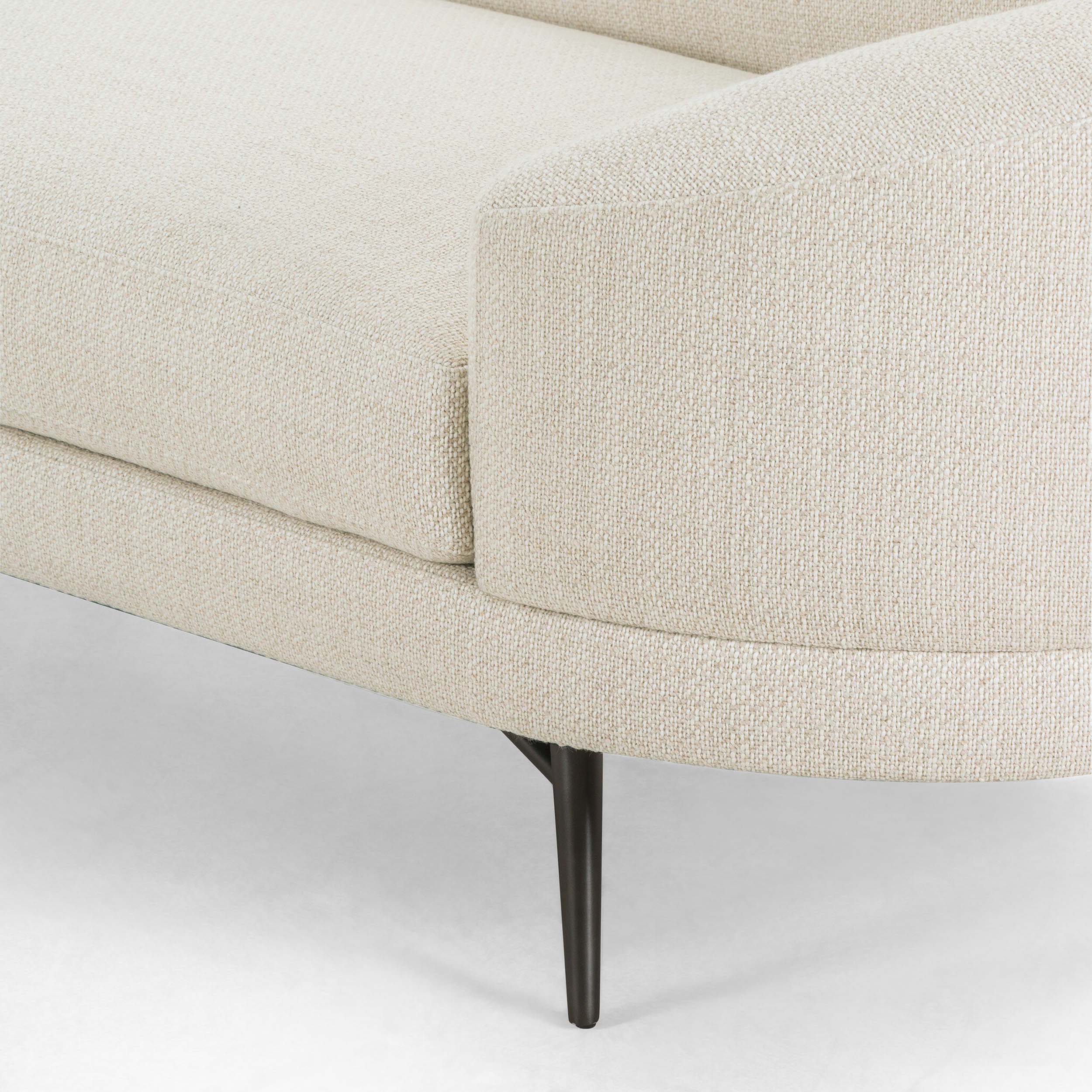 Carmela Chaise, Irving Taupe