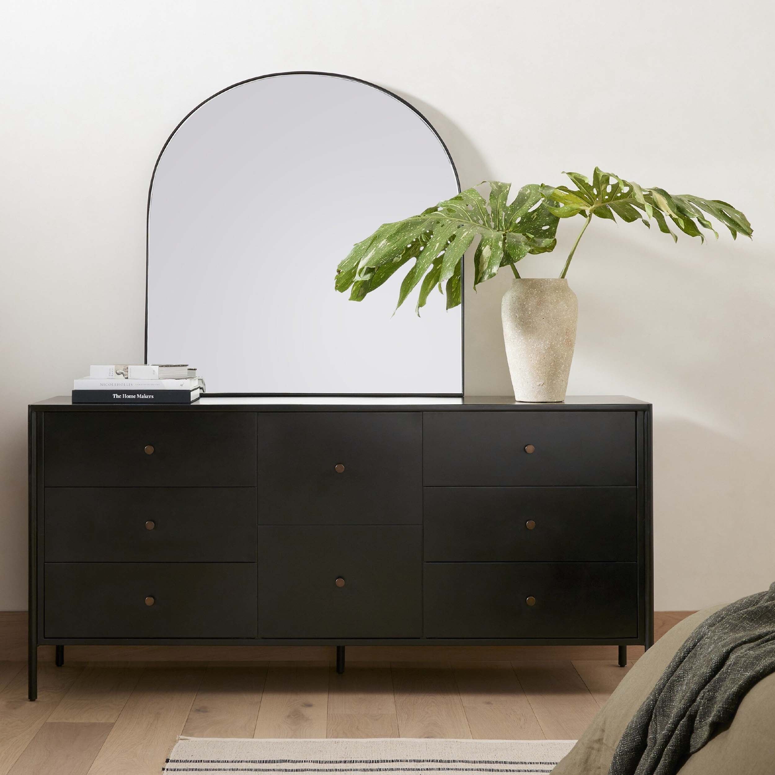 Soto 8 Drawer Dresser, Black