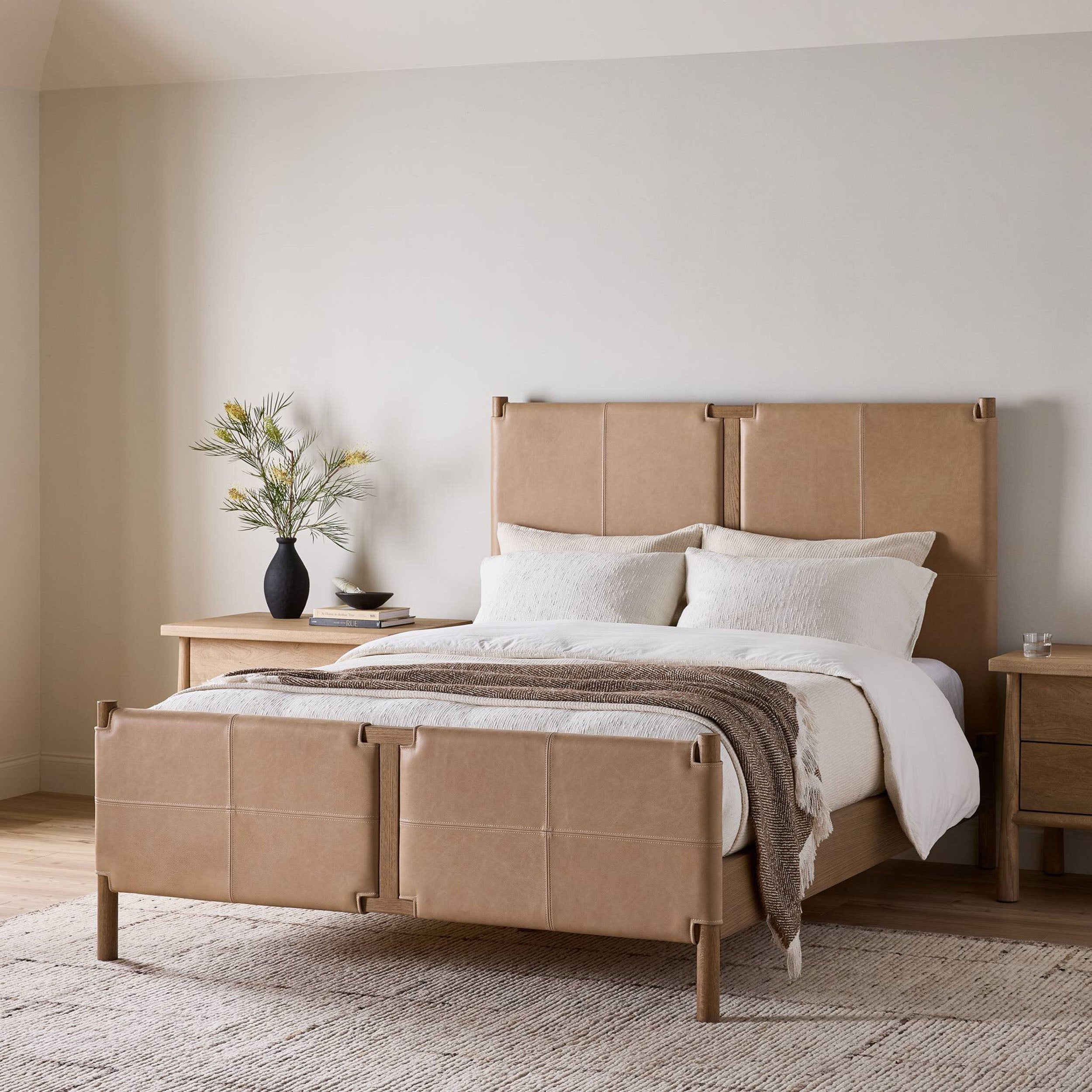 Salado Bed, Palermo Nude