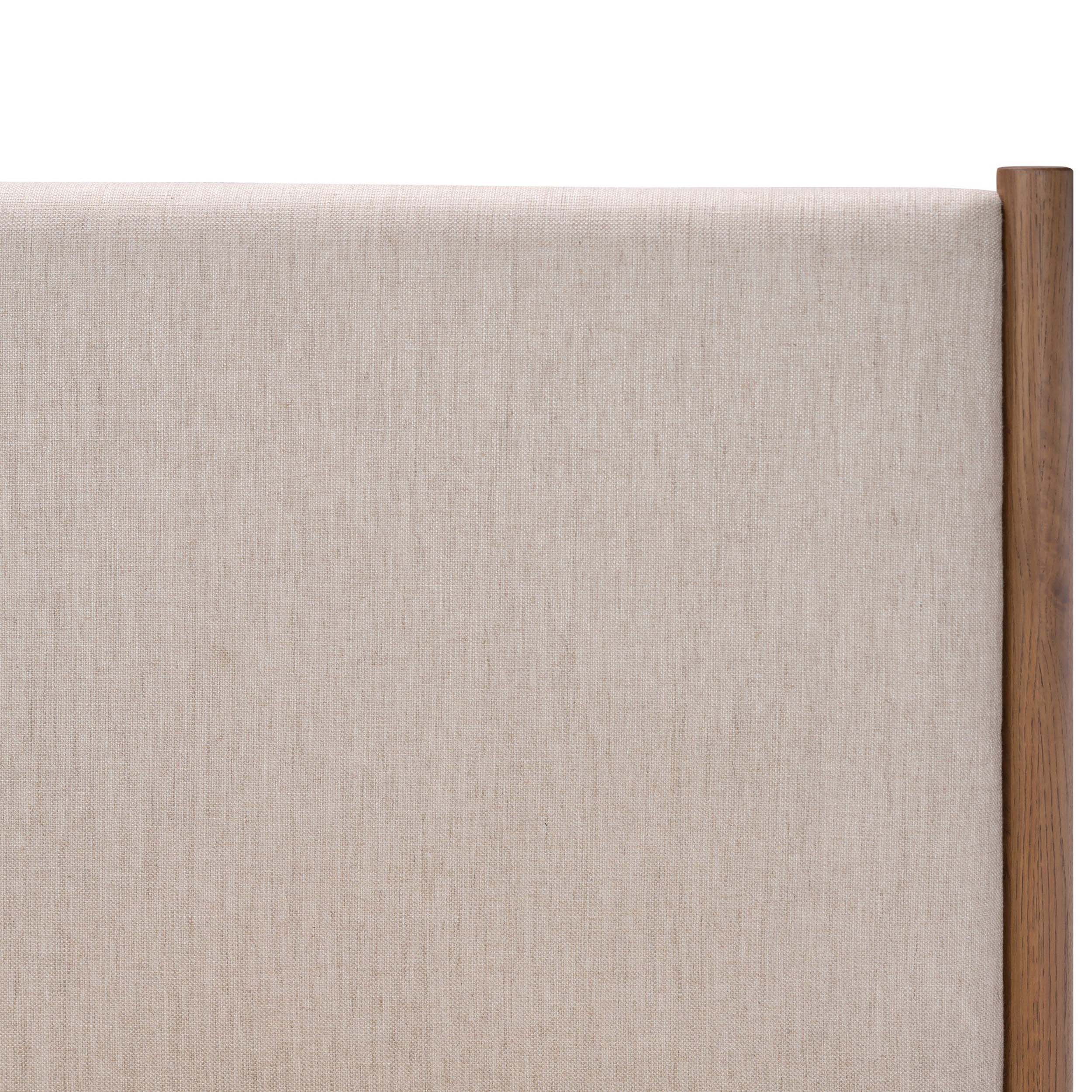 Roark Bed, Essence Natural