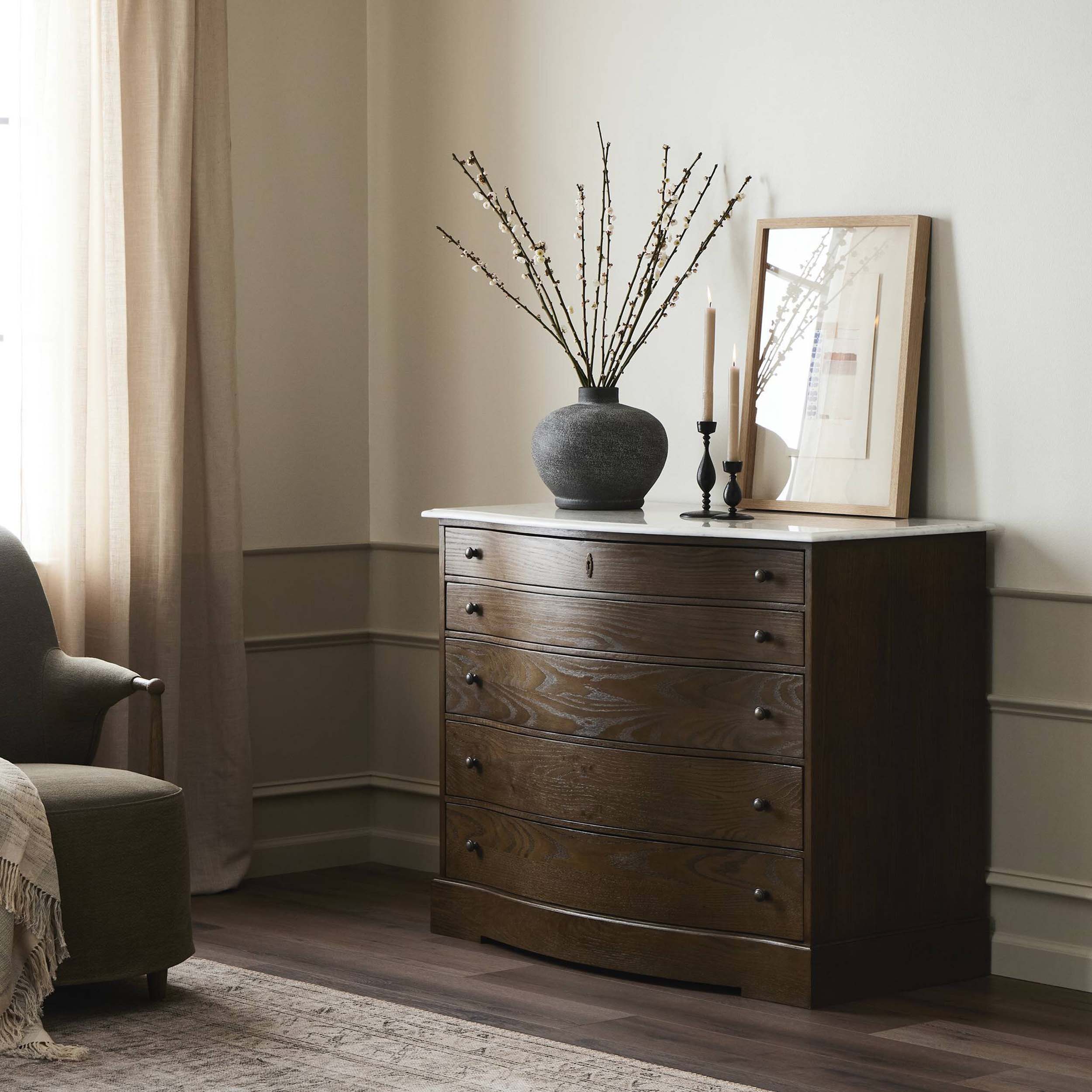 Lena Dresser, Spiced Oak