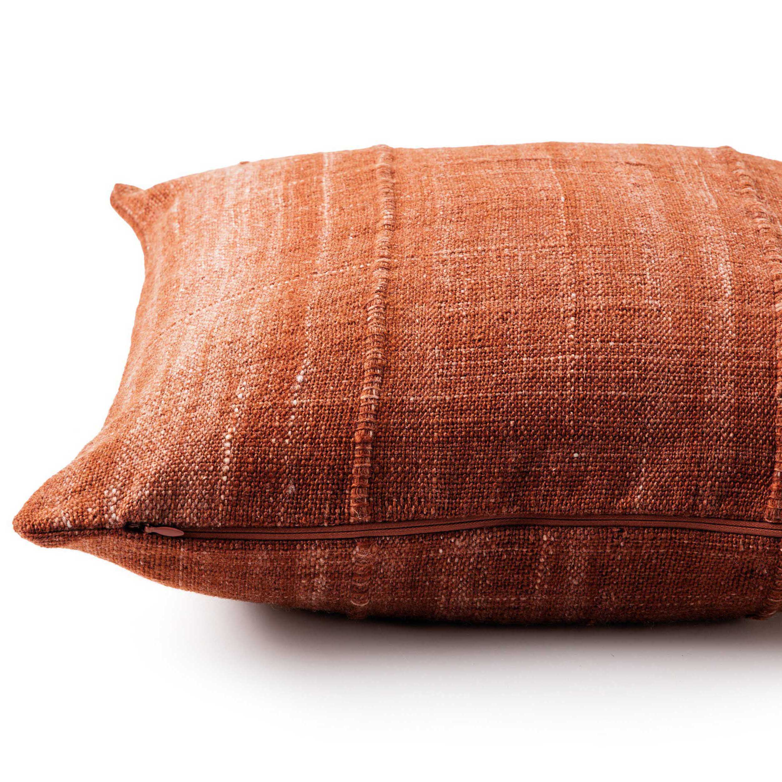 Kana Outdoor Pillow, Kana Rust, Cover + Insert
