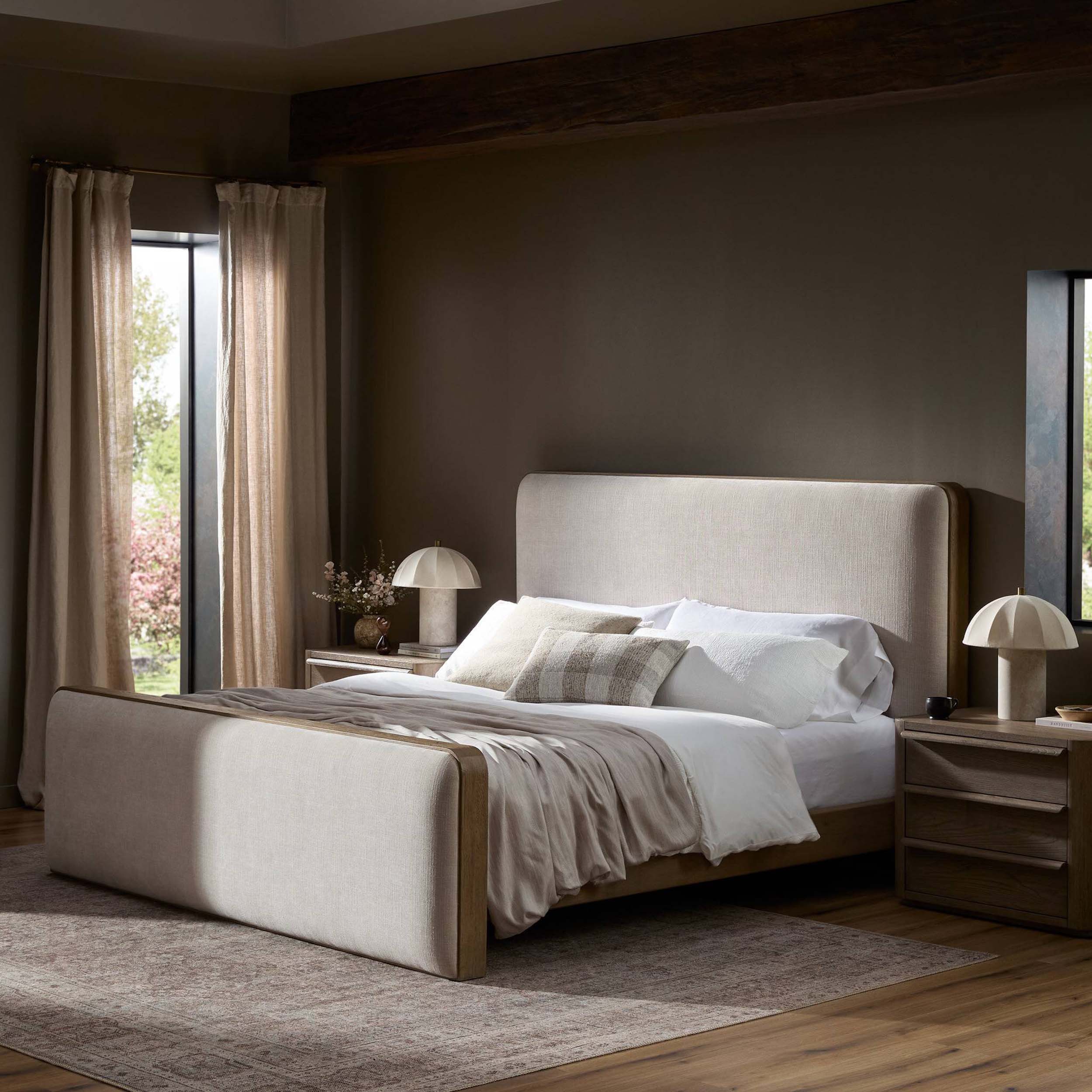 Pierce Bed, Holland Sand