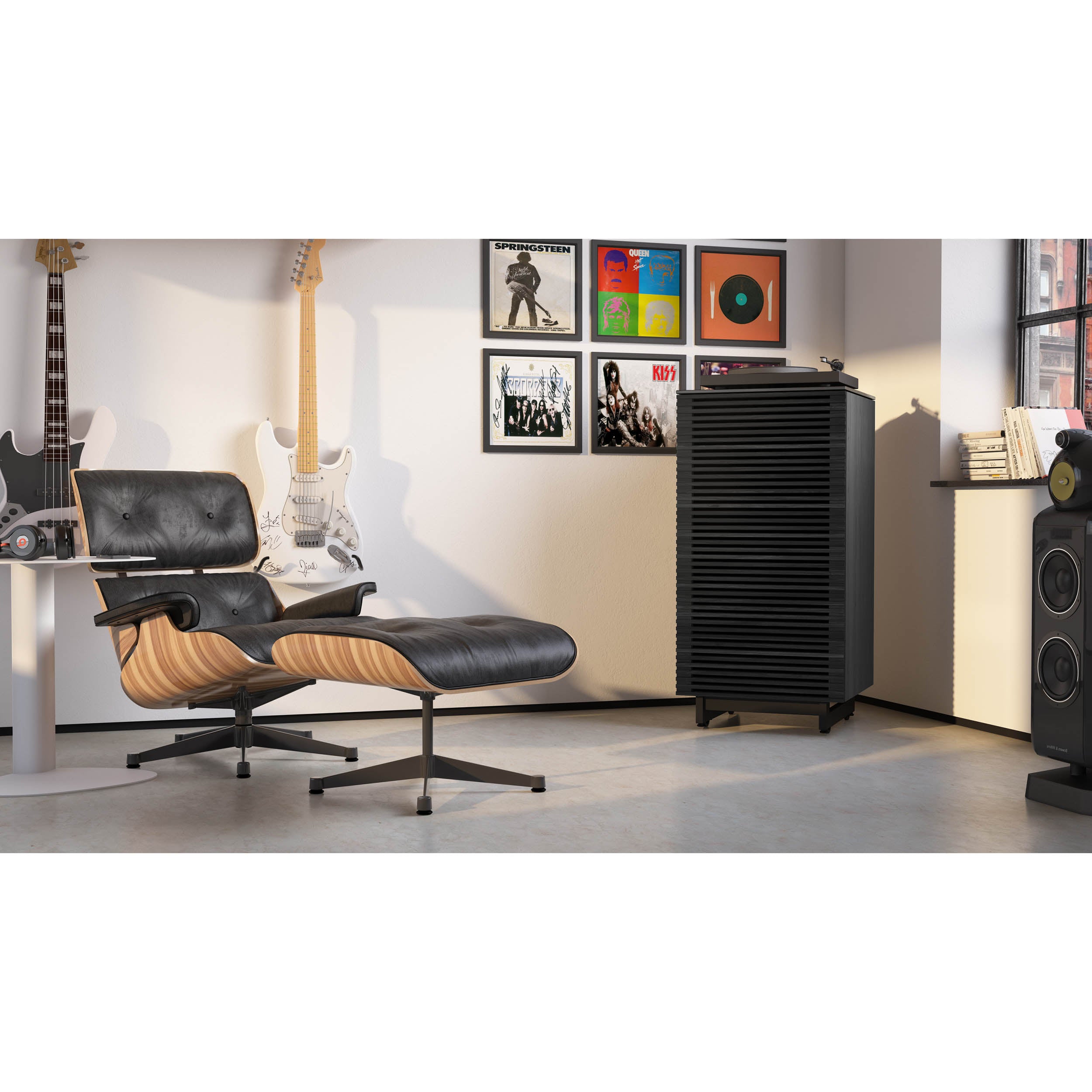 Corridor Media 8172, Charcoal Stained Ash