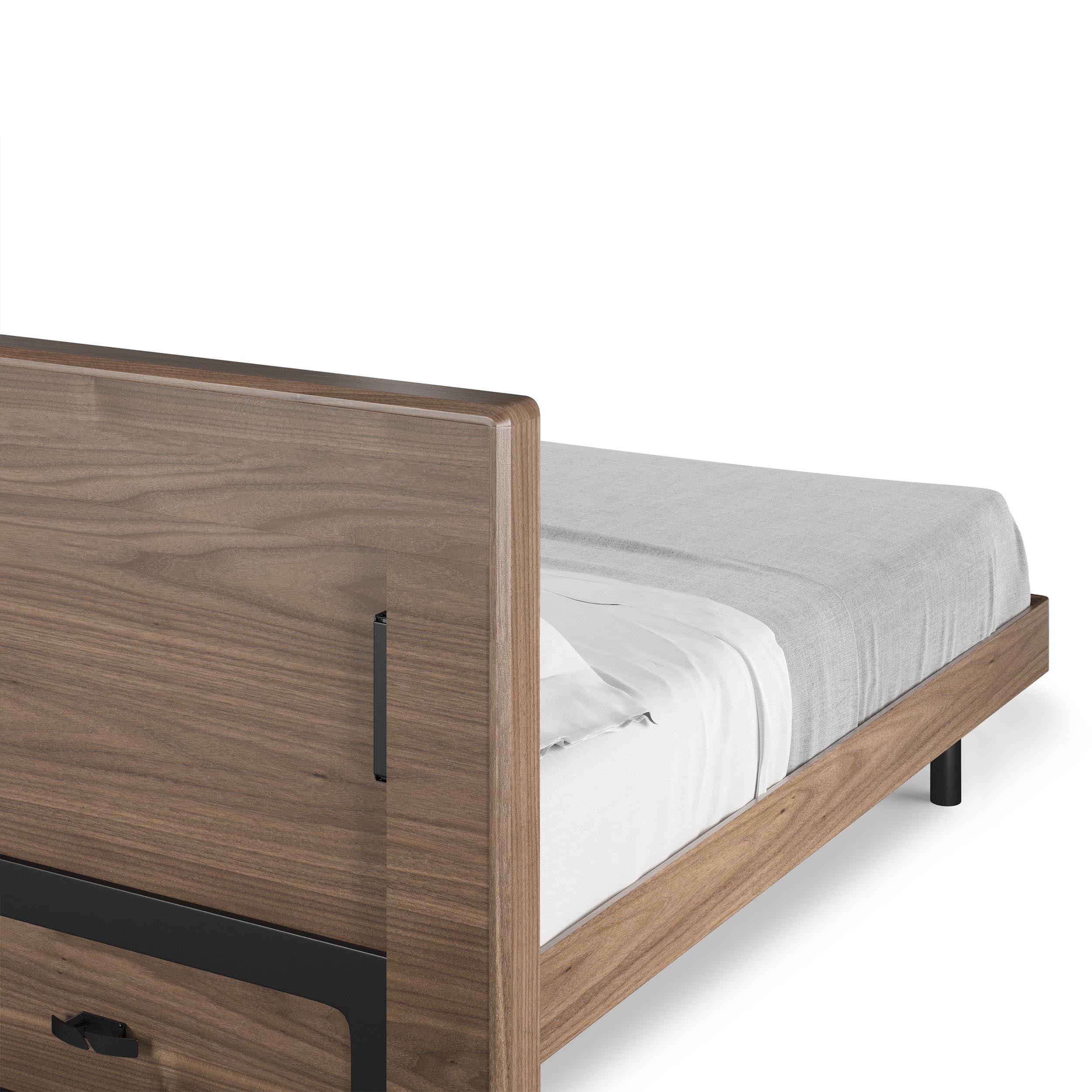 LINQ Bedroom 9119, Natural Walnut