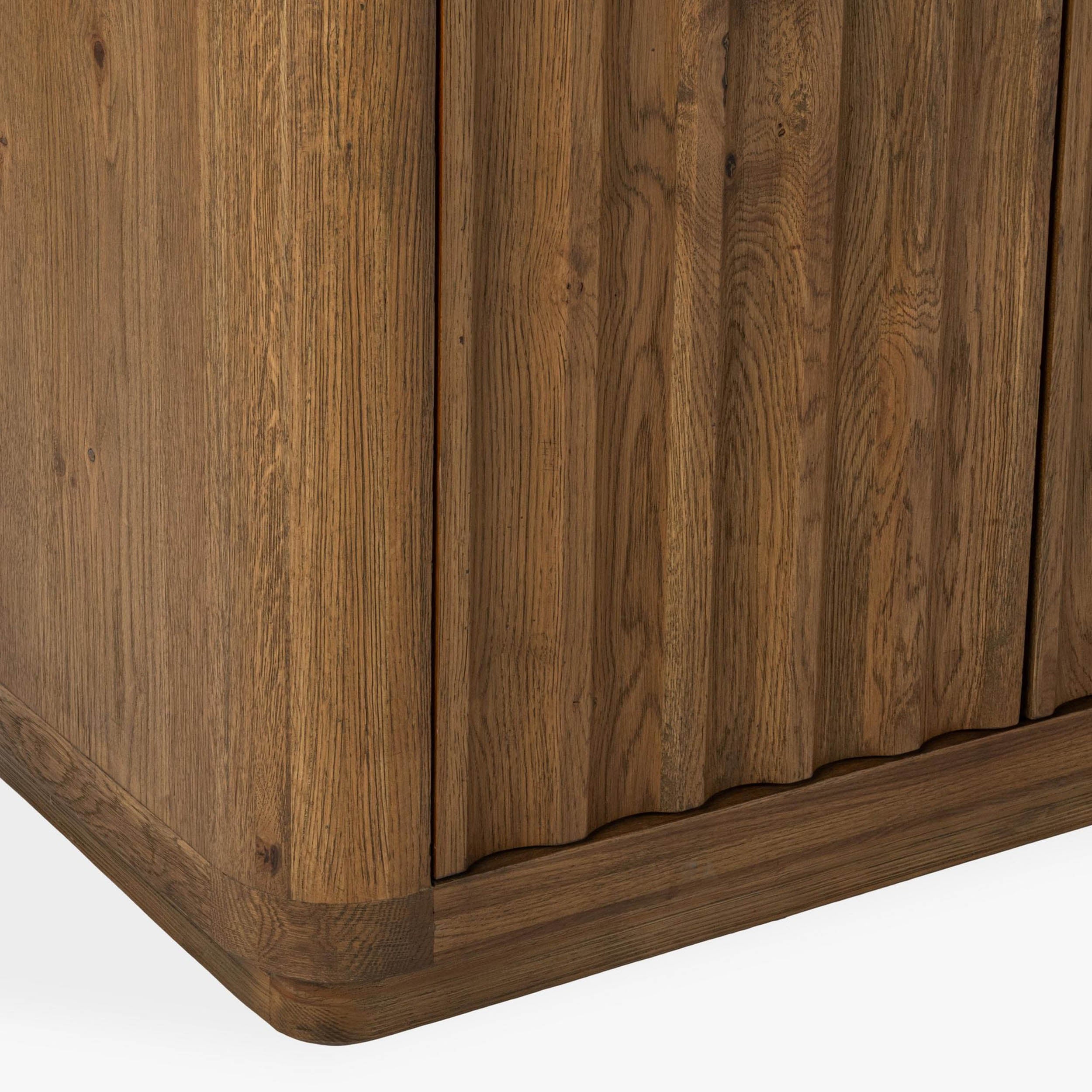 Labelle 4Dr Buffet, Tan Oak