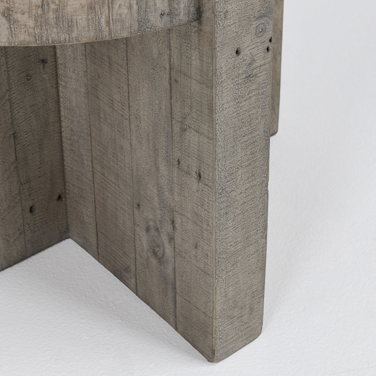 Sonoma 26" Round End Table