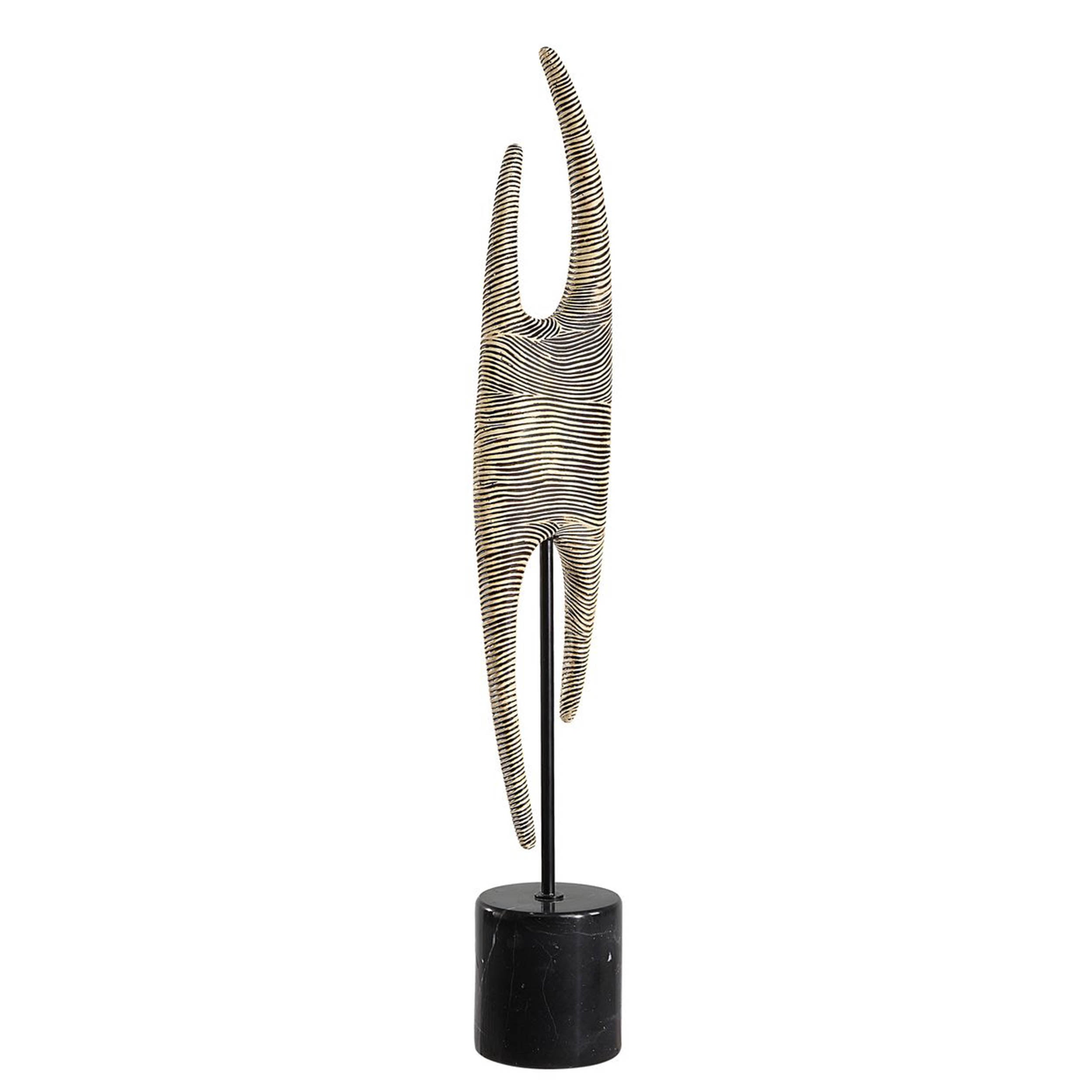 Pochette Sculpture, Black Statement Home Furniture Piece – detail view