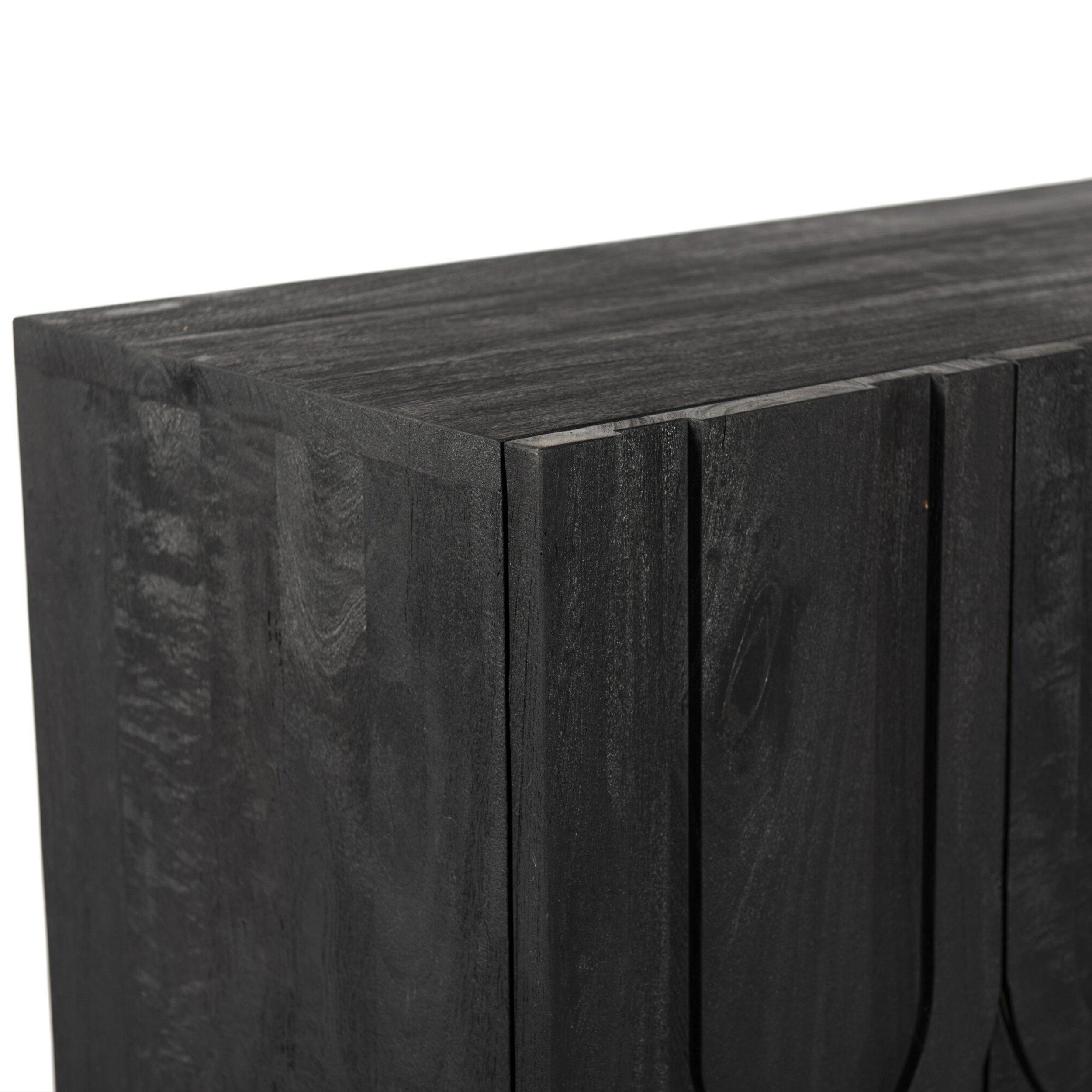 Rivka Media Console, Dark Totem