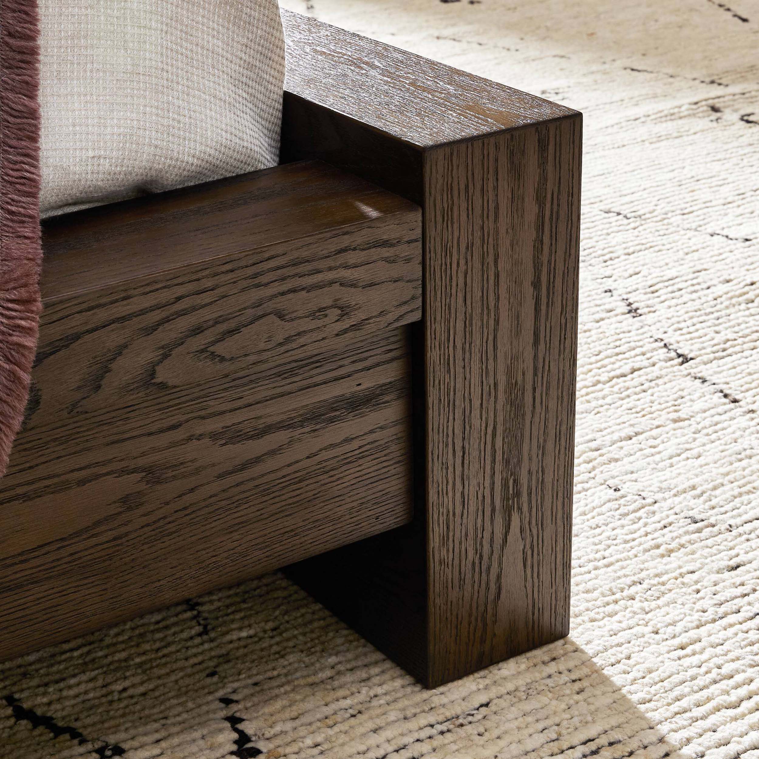 Torrington Bed, Umber Oak Resawn