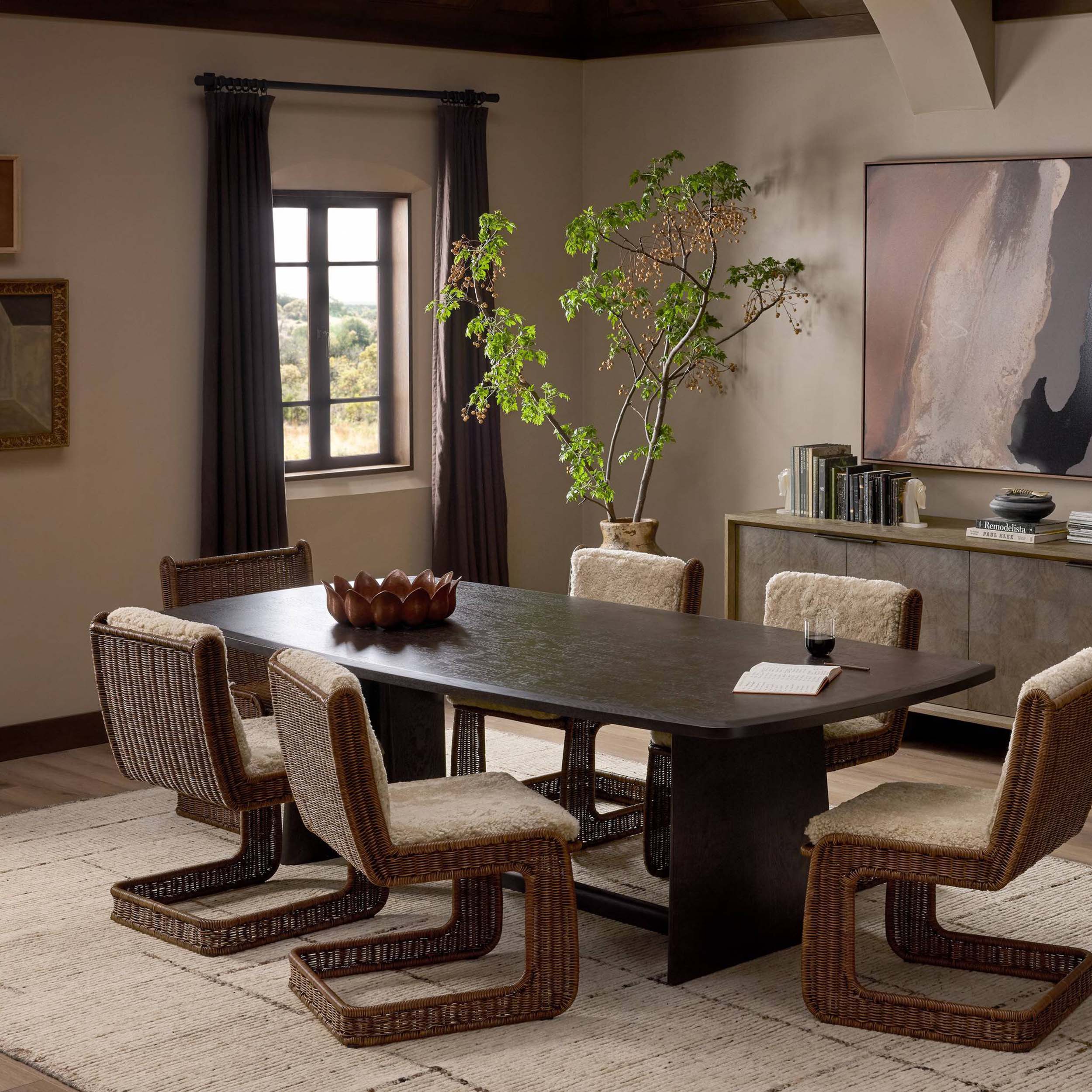 Hera Dining Table, Dark Tamo Ash