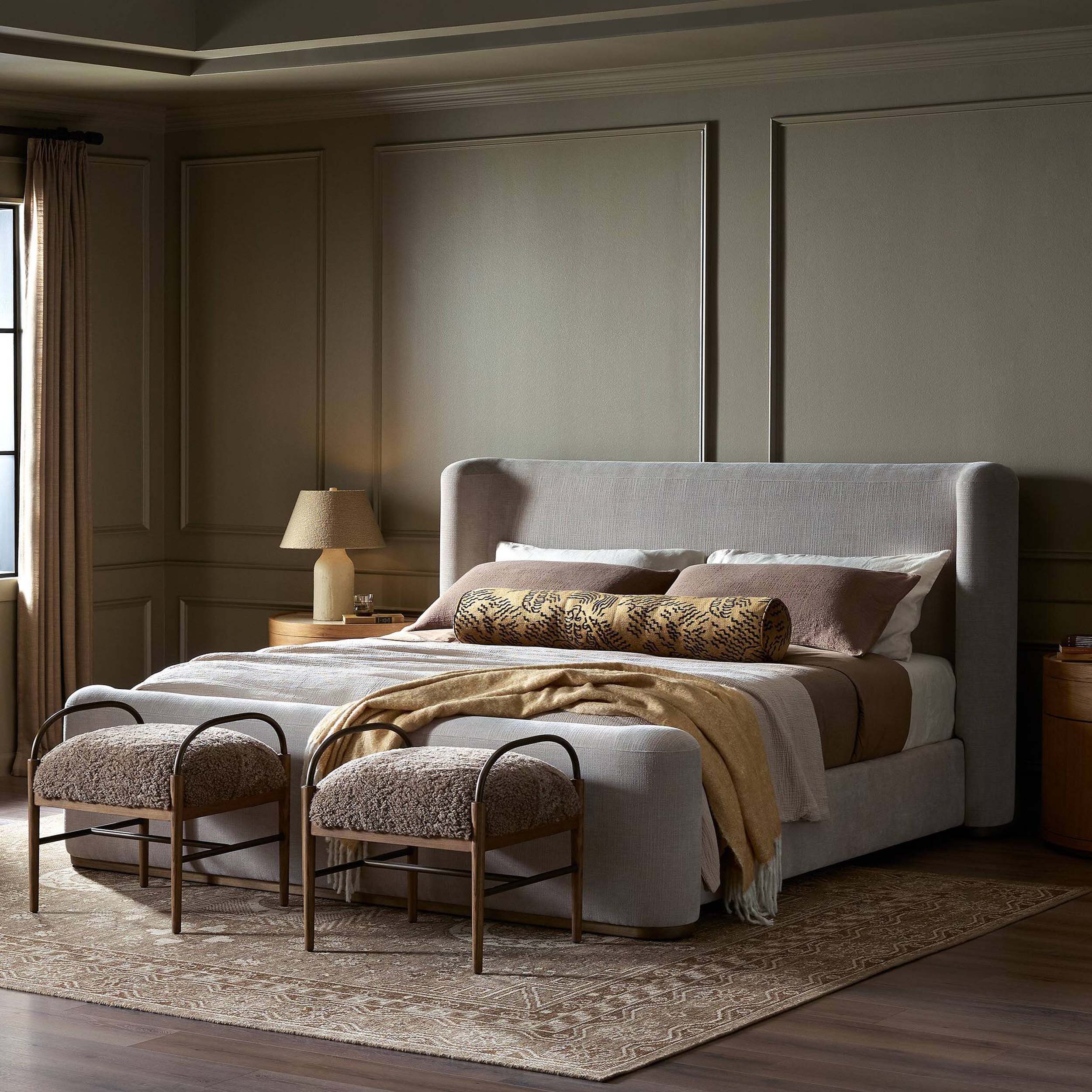 Fane Bed, Holland Sand