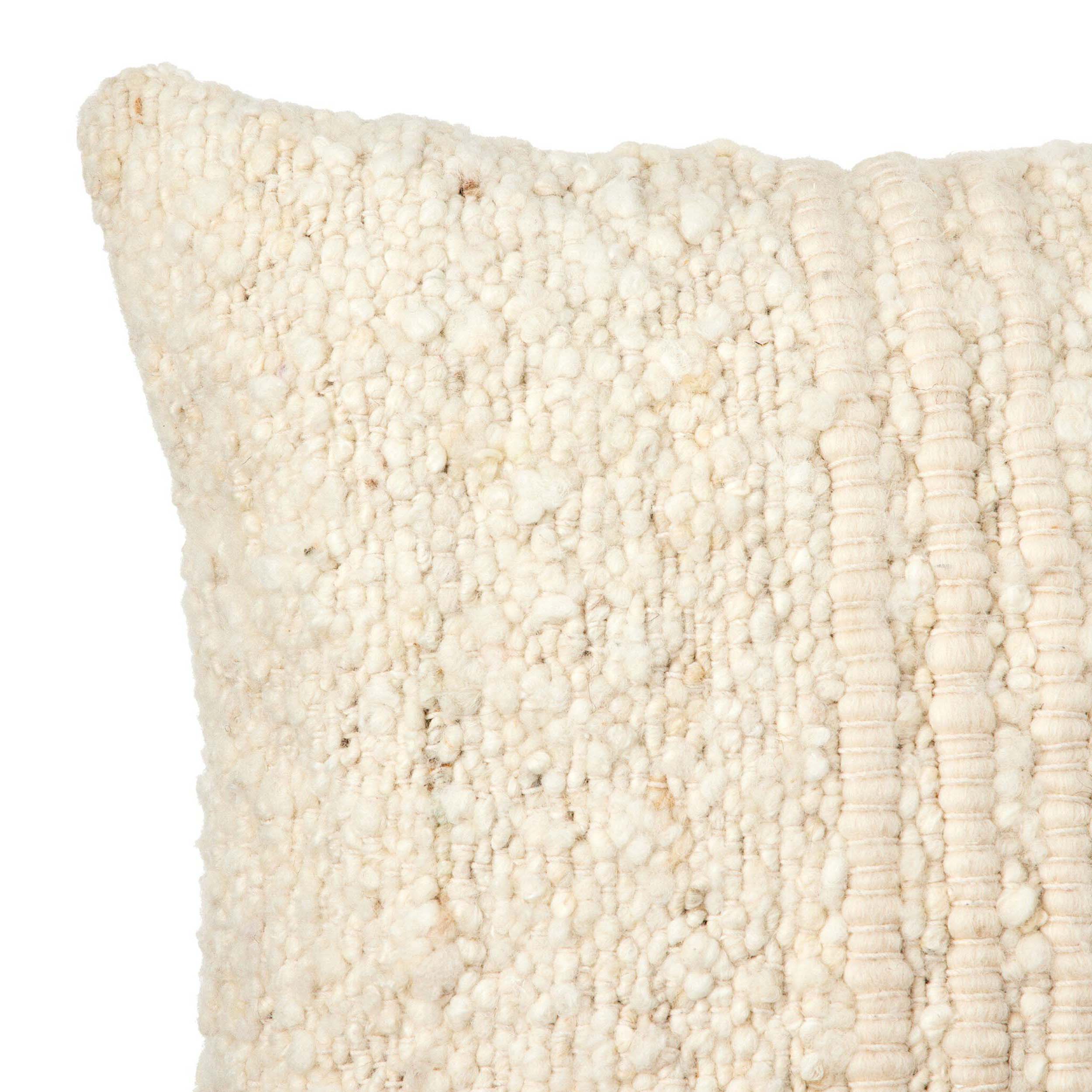 Balia Pillow, Balia