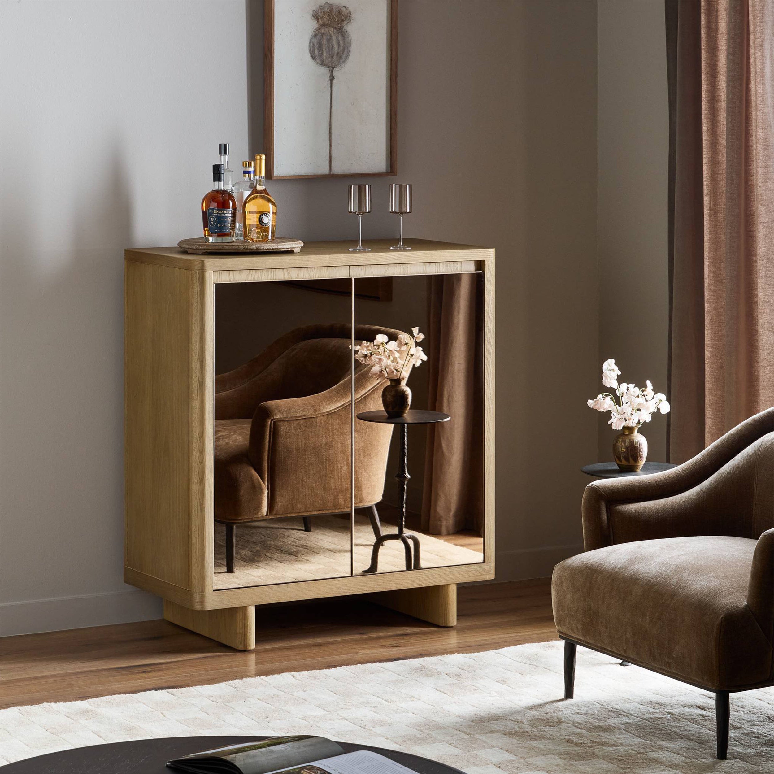 Reneen Bar Cabinet, Blonde Oak