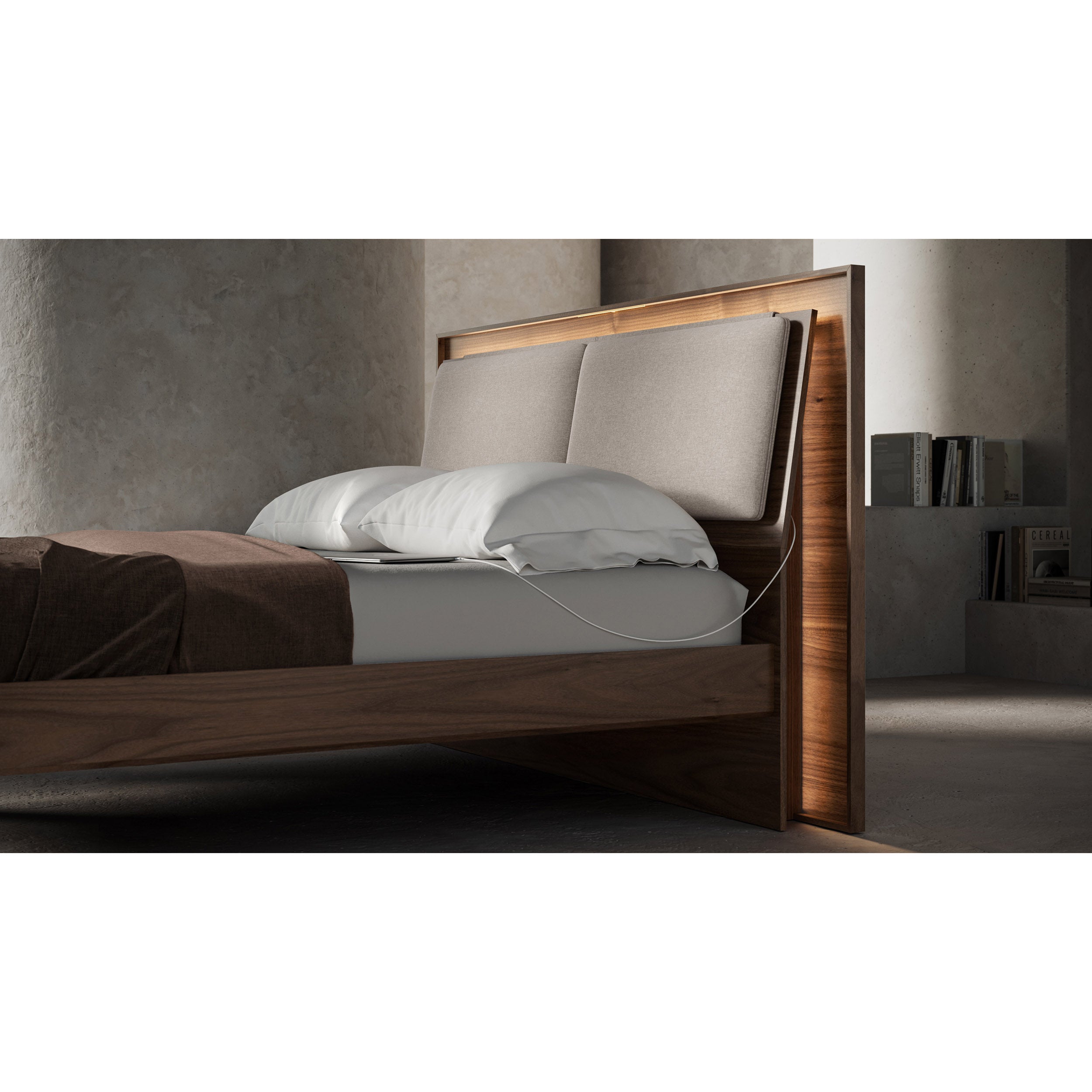 Contour 9667/77, Almond