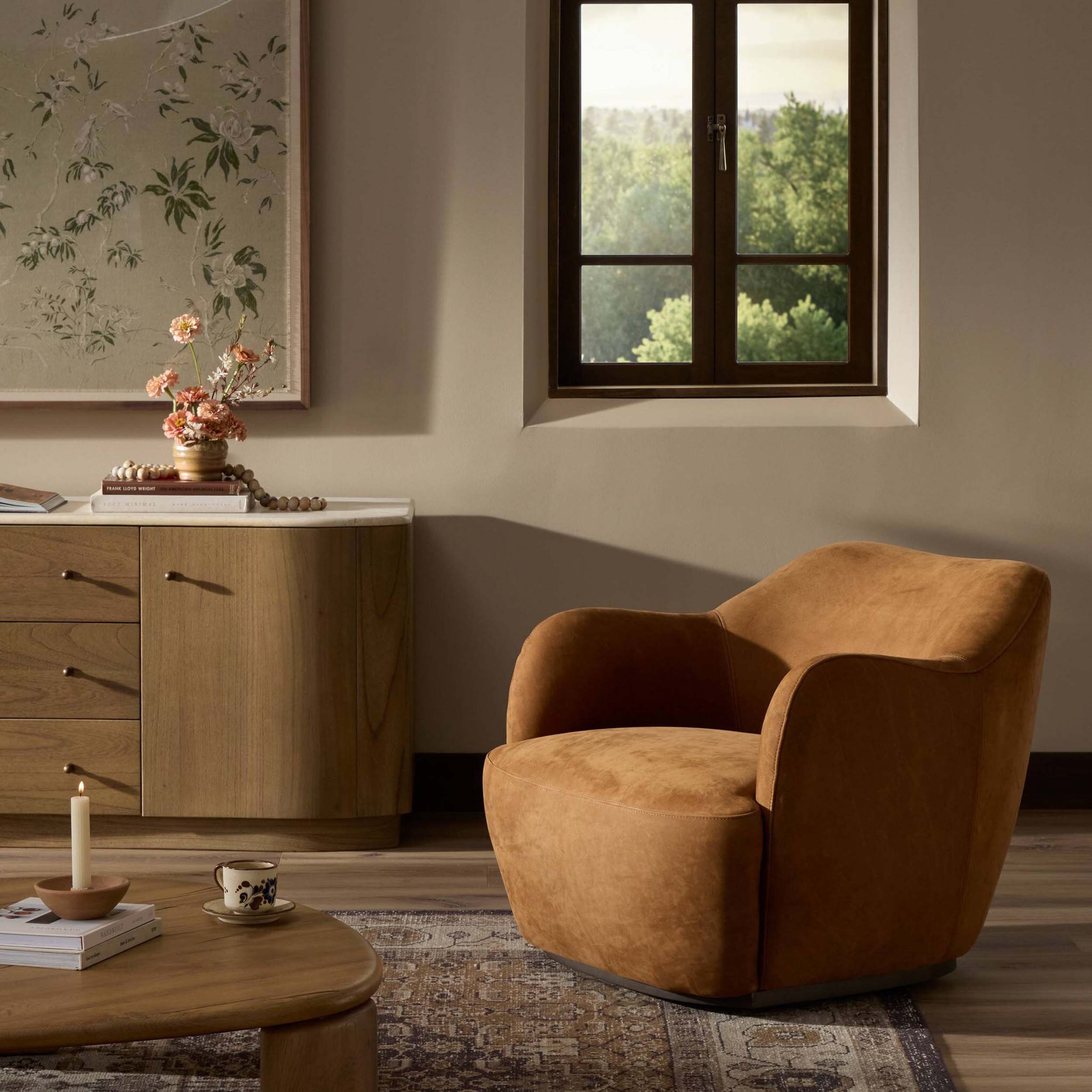 Julius Swivel Chair, Nubuck Cognac