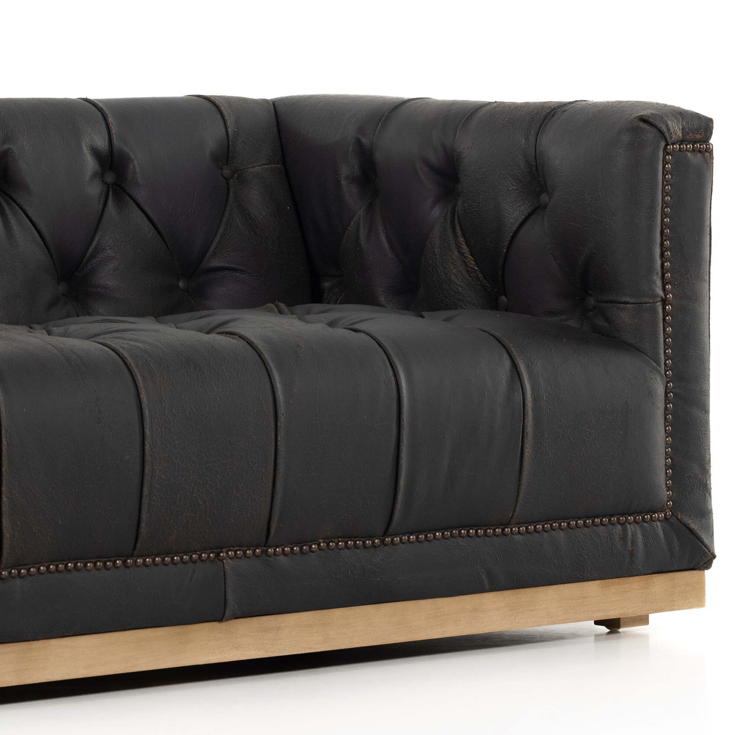 Maxx Sofa, Destroyed Black