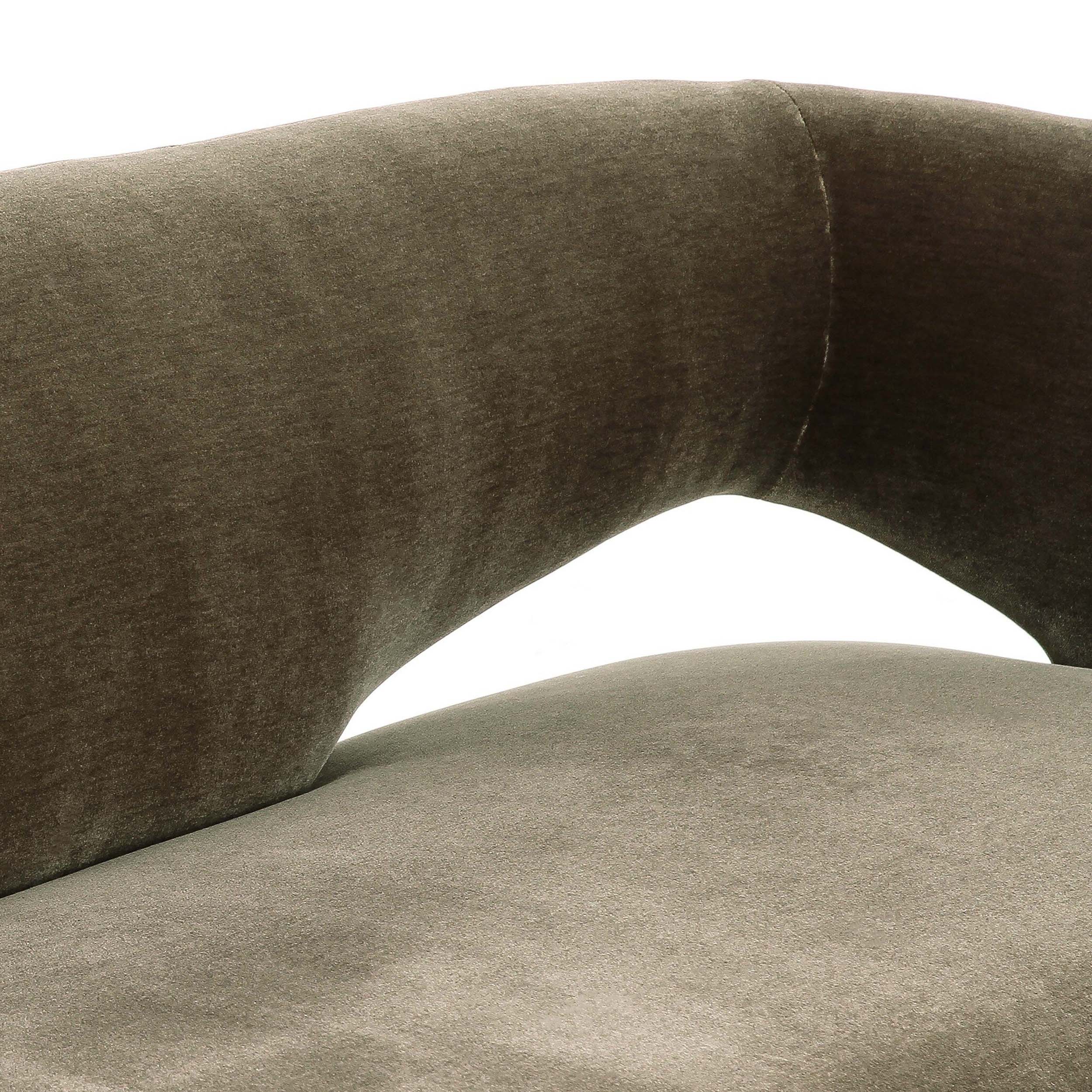 Mazie Sofa, Monte Olive