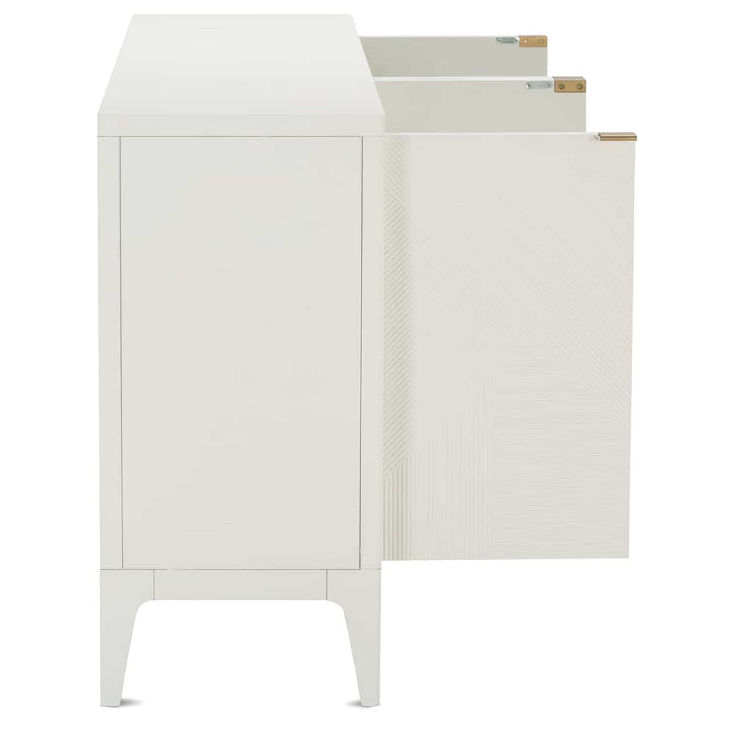 Nicco Credenza, Cloud