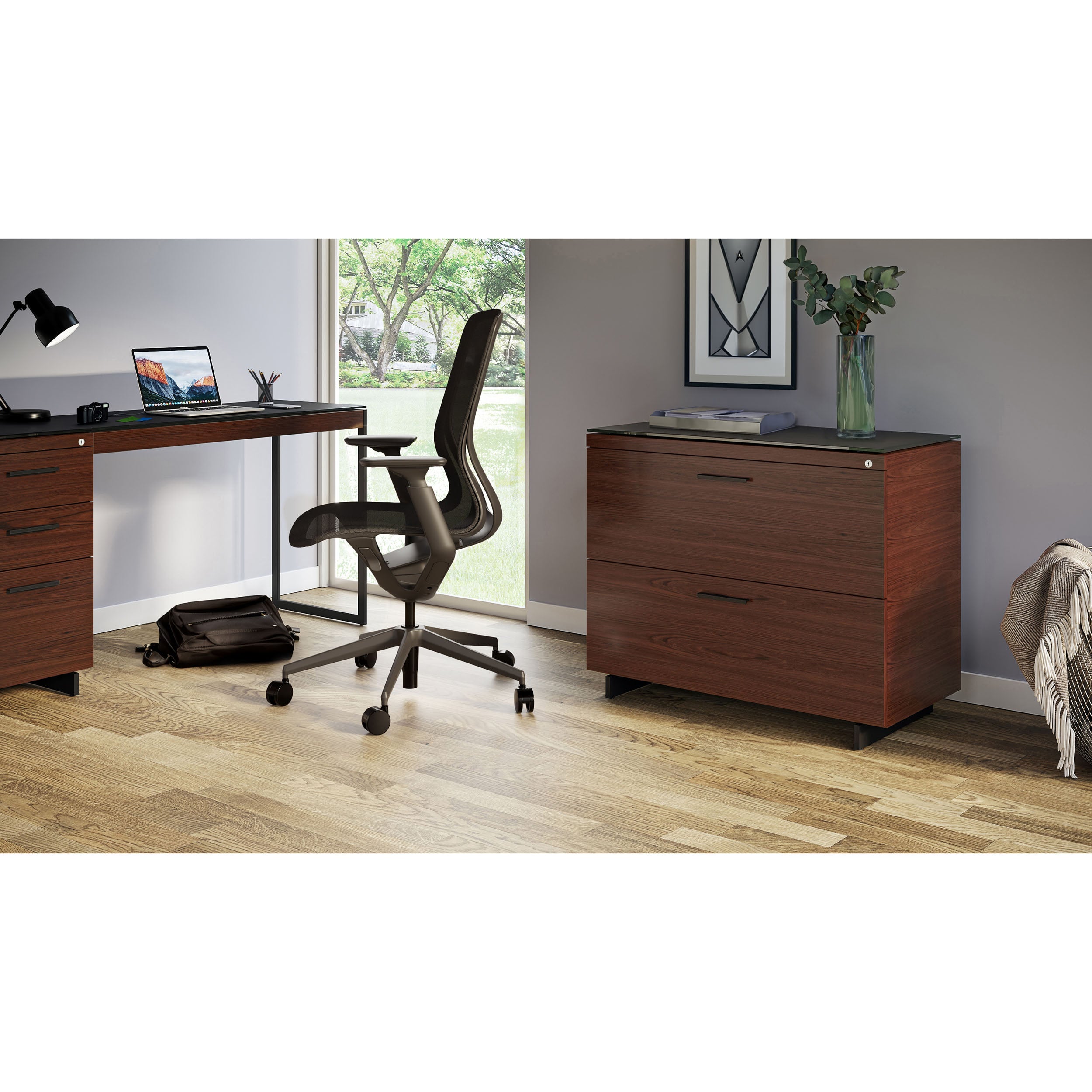 Sequel 20 6116, Chocolate Stained Walnut/Black