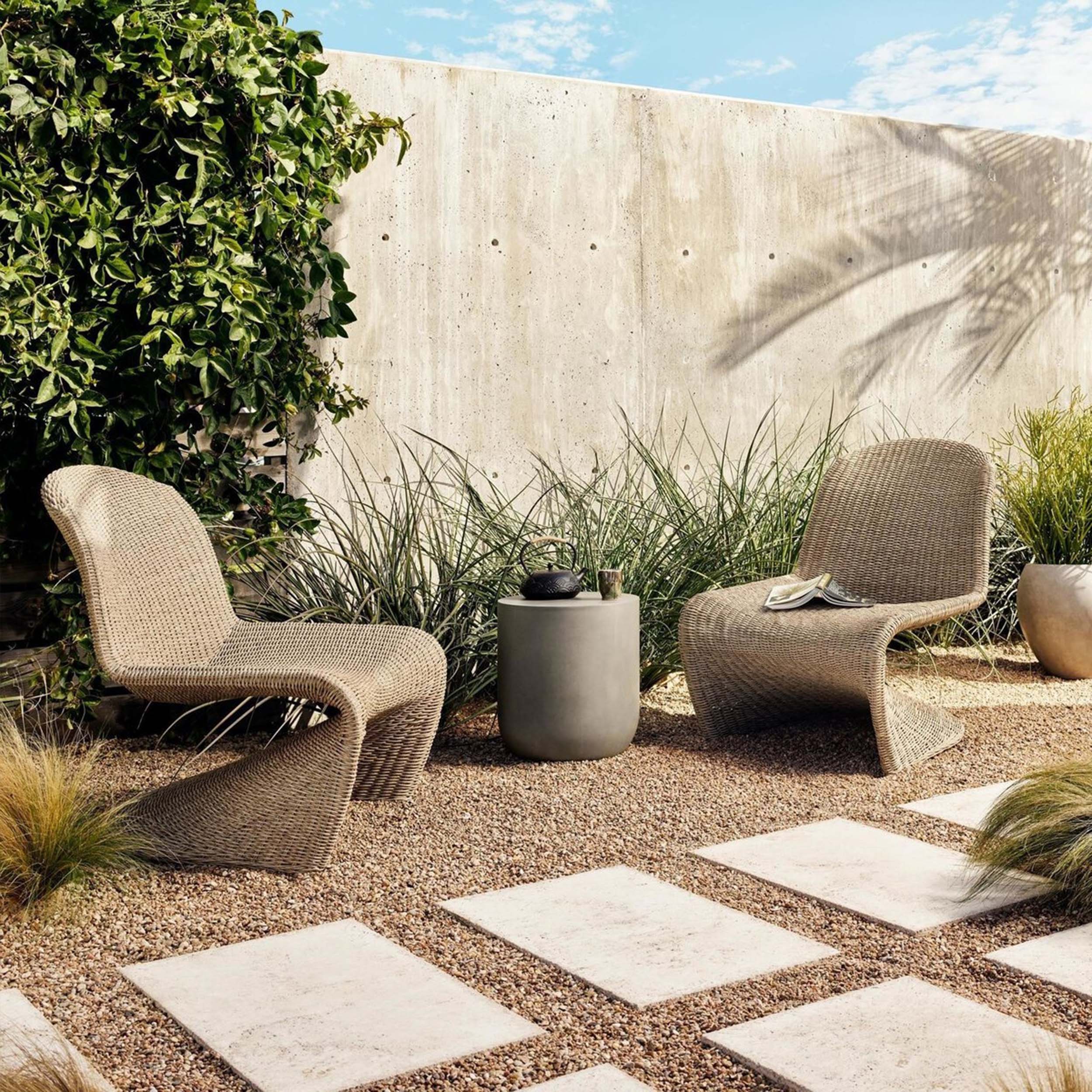 Ivan Round End Table, Grey Concrete